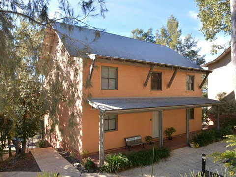 Villa 4br Vignerons Lodge Resort Condo Located Within Cypress Lakes Resort (nothing Is More Central) - Tweed Heads Accommodation 0