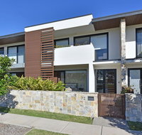 Villa Catania Waterside at Trinity Point - Tweed Heads Accommodation