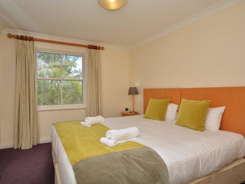 Villa Executive 2br Barbera Resort Condo Located Within Cypress Lakes Resort (nothing Is More Central) - Tweed Heads Accommodation 2