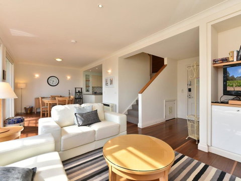 Villa Executive 2br Viti Resort Condo Located Within Cypress Lakes Resort (nothing Is More Central) - Tweed Heads Accommodation 0