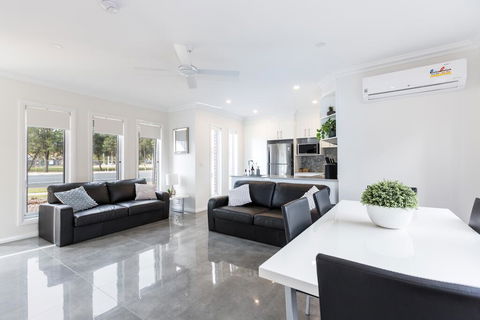 Wagga Apartments #1 - Tweed Heads Accommodation 0