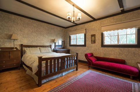 Walhalla Coach House - Tweed Heads Accommodation 1