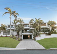 Walk to the beach Sunshine Beach - Tweed Heads Accommodation
