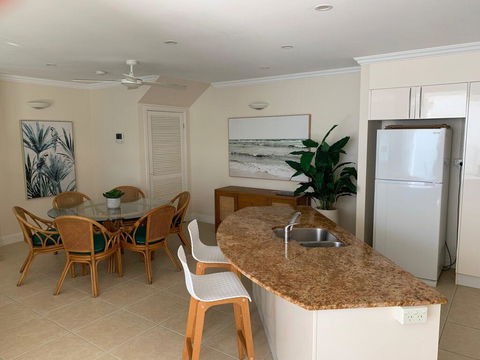 Walk To The Ocean In Five Minutes - Tweed Heads Accommodation 2