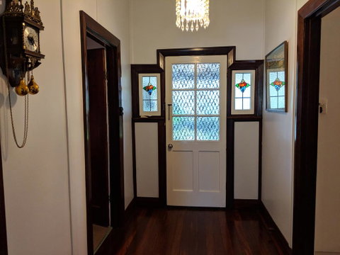 Walnut Cottage - 2 Bedroom Pet Friendly Country Cottage - Tweed Heads Accommodation 2