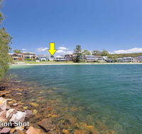 Wanda Waterfront Retreat - beautiful beach house - Tweed Heads Accommodation