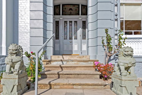 Waratah On York - Tweed Heads Accommodation 2