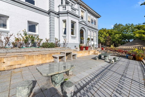 Waratah On York - Tweed Heads Accommodation 0