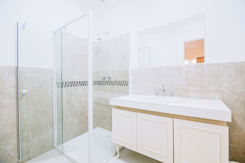 Warburton Lodge - Tweed Heads Accommodation 1
