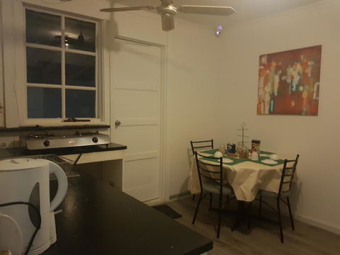 Warm Friendly Family Environment In Braybrook - Tweed Heads Accommodation 2