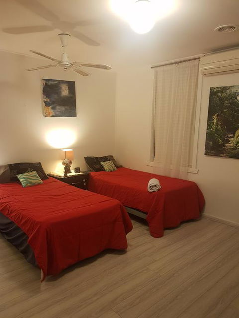 Warm Friendly Family Environment In Braybrook - Tweed Heads Accommodation 0