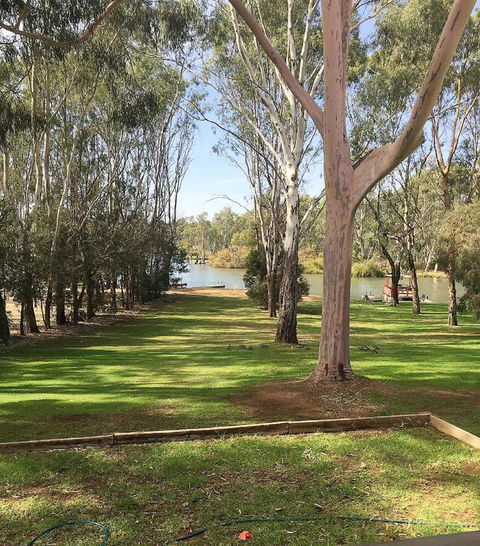Water's Edge Bundalong - Tweed Heads Accommodation 3