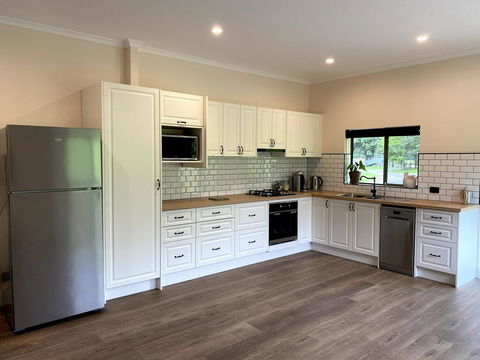 Waterfall Unit Farm Stay - Tweed Heads Accommodation 2