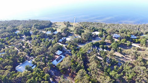 Waterfront Retreat At Wattle Point - Tweed Heads Accommodation 0
