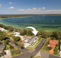 Waterfront Serenity - Luxury home with Grand Views - Tweed Heads Accommodation