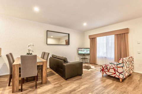 Blazing Stump Motel & Suites - Tweed Heads Accommodation 3