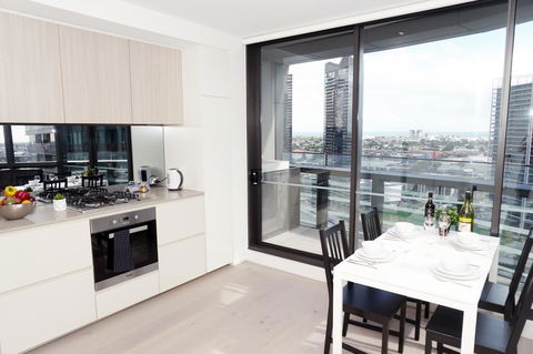 Auzzie Apartments Docklands, Melbourne - Tweed Heads Accommodation 32