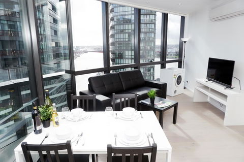 Auzzie Apartments Docklands, Melbourne - Tweed Heads Accommodation 33