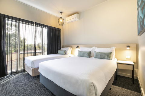 Nightcap At Excelsior Hotel - Tweed Heads Accommodation 0