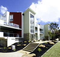 Phillip Island Towers - Tweed Heads Accommodation