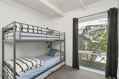 Mysa Anglesea Sleeps 7 WiFi SmartTV Cafes Shops - Tweed Heads Accommodation 10