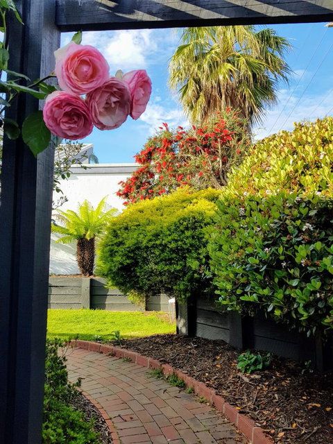 Mysa Anglesea Sleeps 7 WiFi SmartTV Cafes Shops - Tweed Heads Accommodation 15