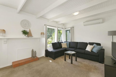 Mysa Anglesea Sleeps 7 WiFi SmartTV Cafes Shops - Tweed Heads Accommodation 2