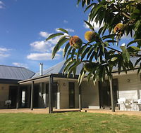 3 Bells Alpine Cottage - Tweed Heads Accommodation