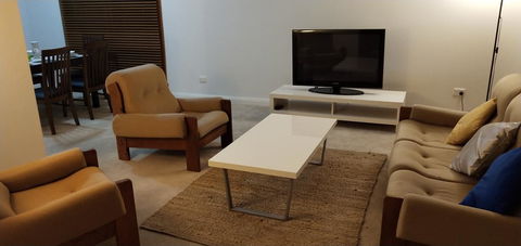 The Gallery Hours - Tweed Heads Accommodation 9
