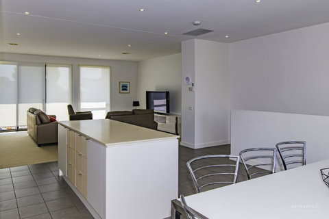 Torquay Golf Retreats - Pool, Beach, Tennis, Golf - Tweed Heads Accommodation 3