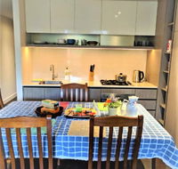 Camberwell Burke Road Apartment - Tweed Heads Accommodation