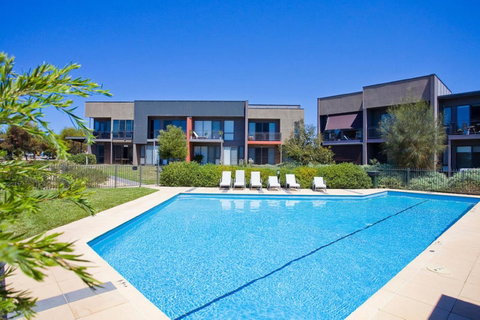 1 Sunset Place - Tweed Heads Accommodation 1