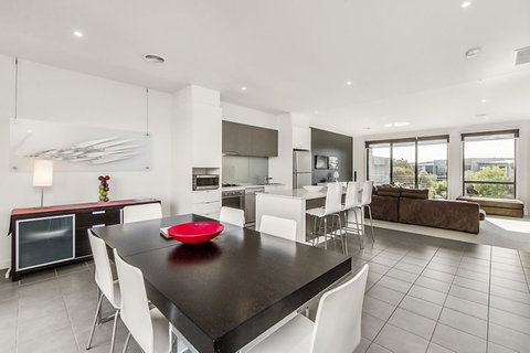 Twenty Five Coast - Tweed Heads Accommodation 0