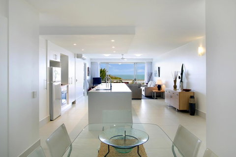 La Mer Sunshine Beachfront - Tweed Heads Accommodation 17