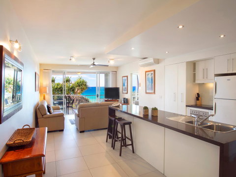 La Mer Sunshine Beachfront - Tweed Heads Accommodation 3