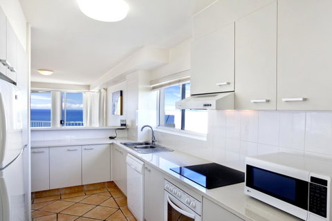 La Mer Sunshine Beachfront - Tweed Heads Accommodation 6