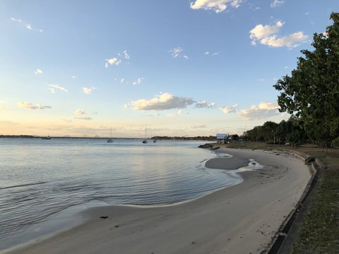 Bribie Island Hotel - Tweed Heads Accommodation 24