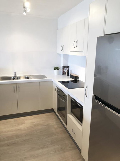 Sunshine Beach Luxe Apartment - Tweed Heads Accommodation 9