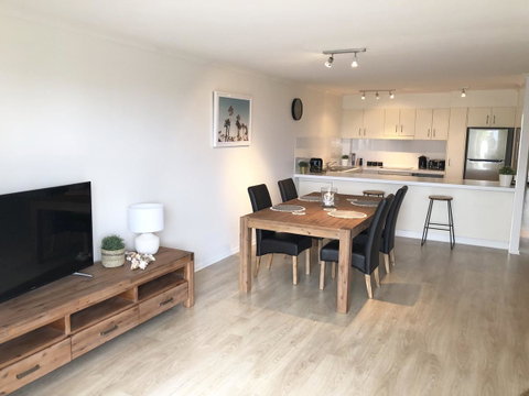 Sunshine Beach Luxe Apartment - Tweed Heads Accommodation 4