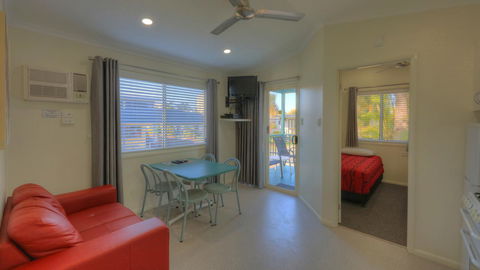 Alex Beach Cabins And Tourist Park - Tweed Heads Accommodation 32