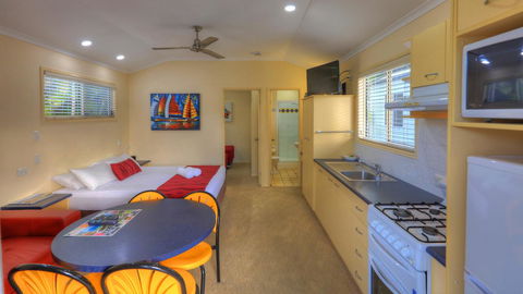 Alex Beach Cabins And Tourist Park - Tweed Heads Accommodation 11