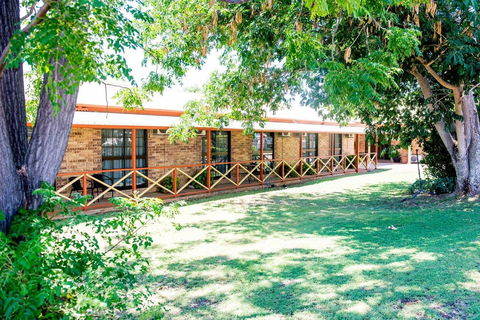 Clermont Country Motor Inn - Tweed Heads Accommodation 4