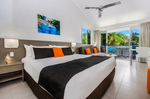 By The Sea Port Douglas - Tweed Heads Accommodation 2