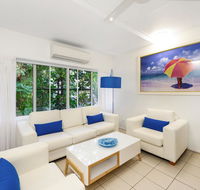 By The Sea Port Douglas - Tweed Heads Accommodation