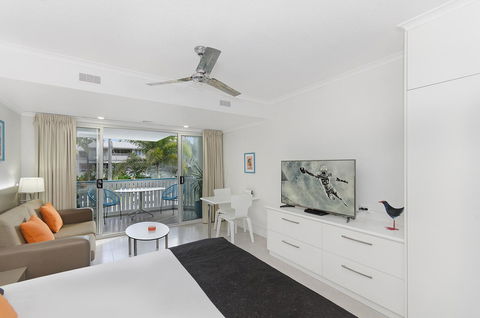 By The Sea Port Douglas - Tweed Heads Accommodation 19