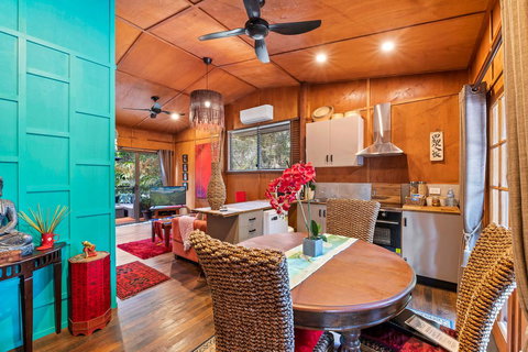 Noosa Hinterland Retreat - Tweed Heads Accommodation 1