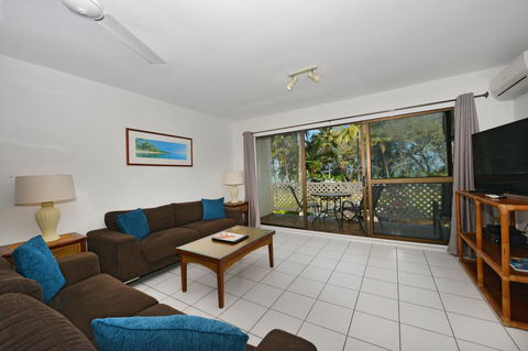 Seascape Holidays At Beachfront Terraces - Tweed Heads Accommodation 4