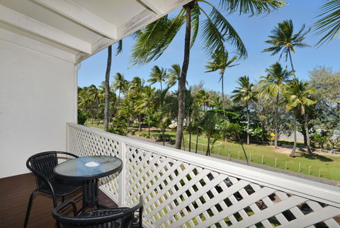 Seascape Holidays At Beachfront Terraces - Tweed Heads Accommodation 25