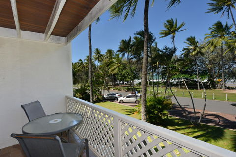 Seascape Holidays At Beachfront Terraces - Tweed Heads Accommodation 13