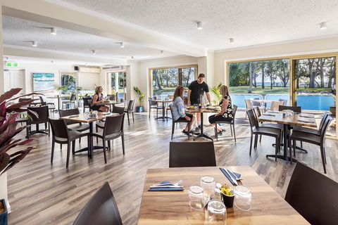 The Beach Motel Hervey Bay - Tweed Heads Accommodation 8